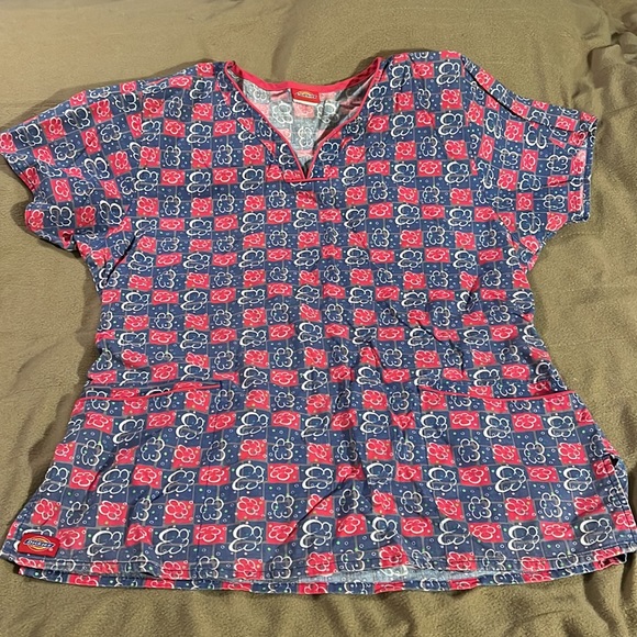 Lot of 4 Medium scrub tops. Dickies, TLC, & SB Scrubs. See below for measurement - Picture 2 of 9